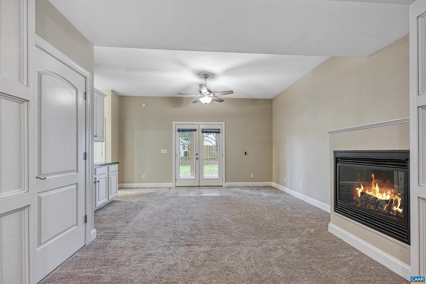 4885 Mechums River Rd photo 5
