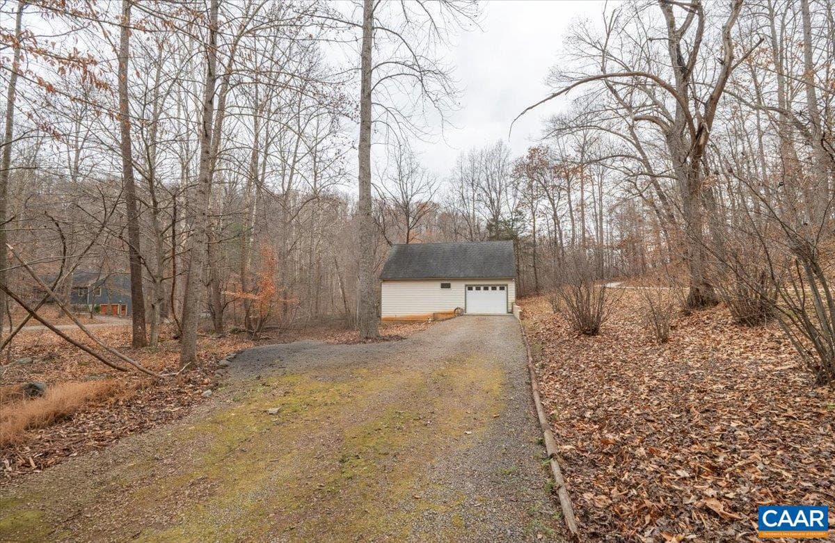 1411 Hill Hollow Rd photo 43