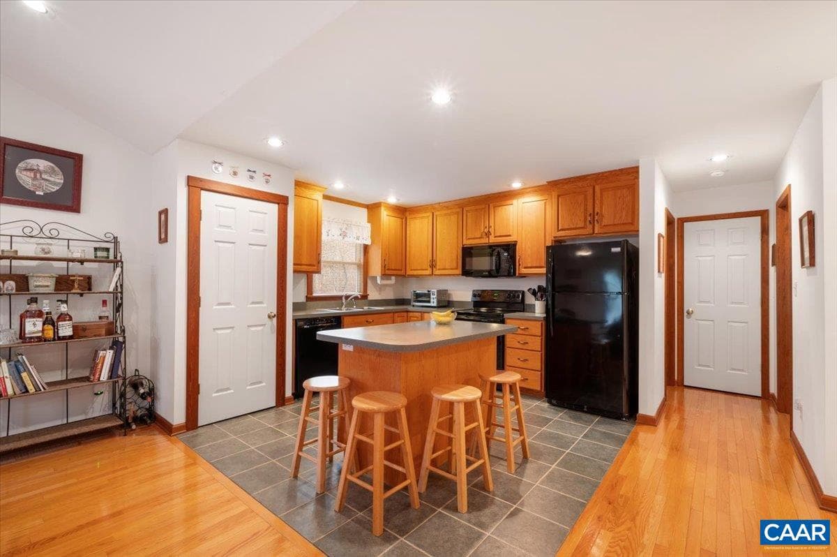 1411 Hill Hollow Rd photo 7