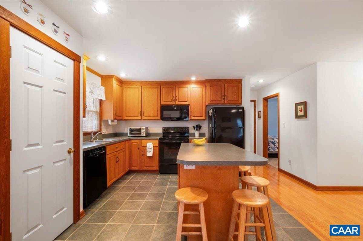 1411 Hill Hollow Rd photo 9