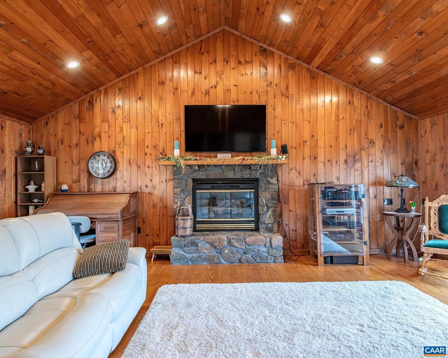 330 Eades Ln photo 12