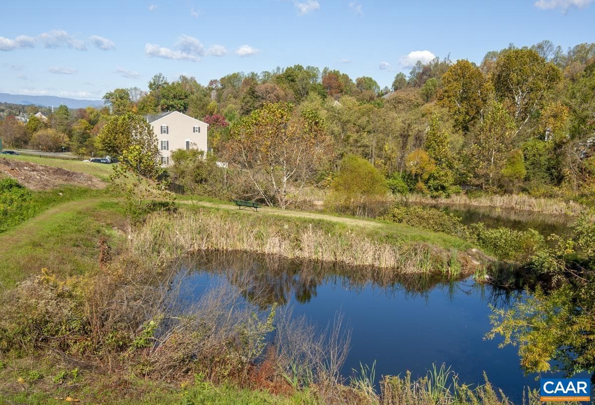 2026 Verona Ct photo 4