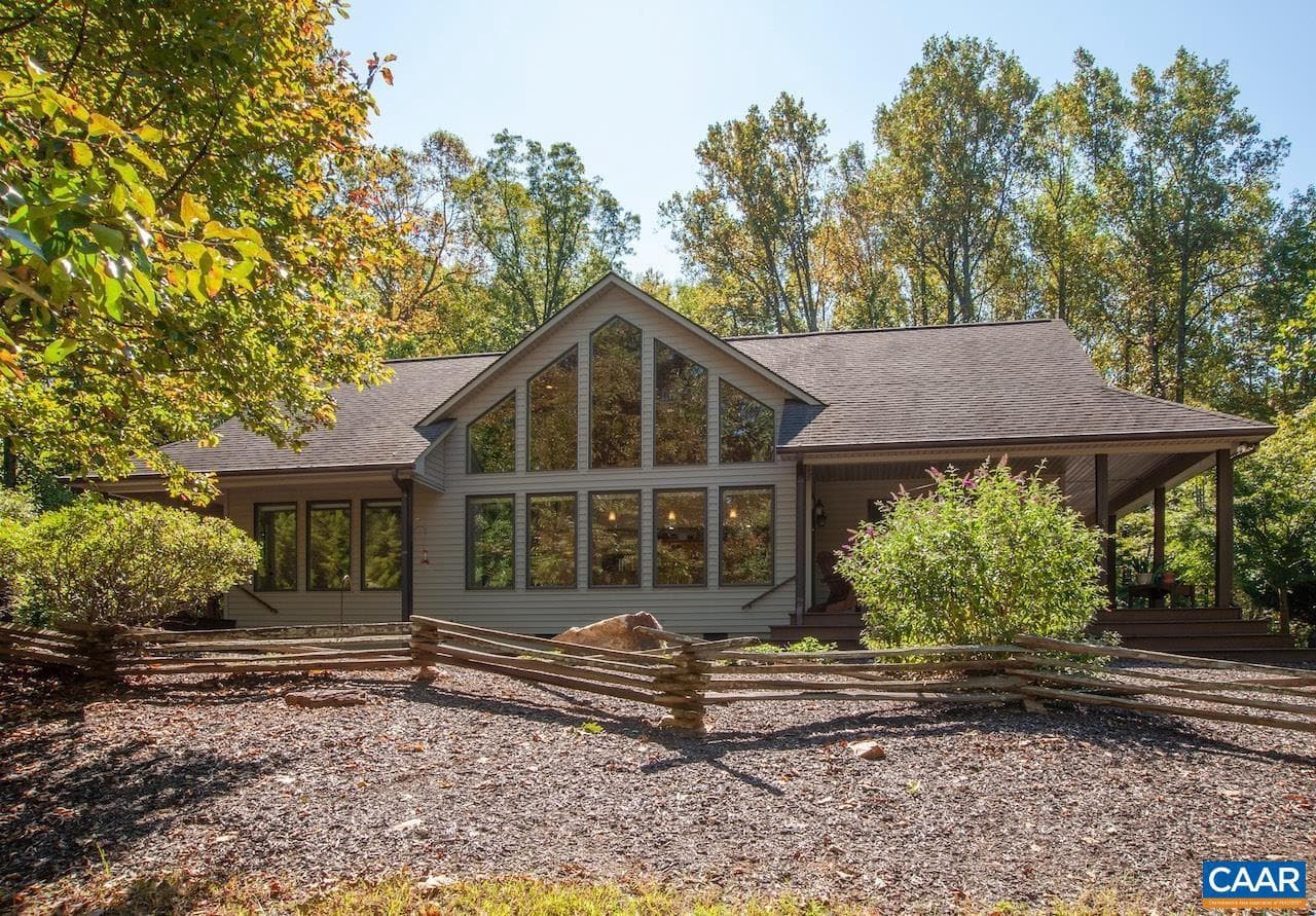 94 Winterhaven Dr