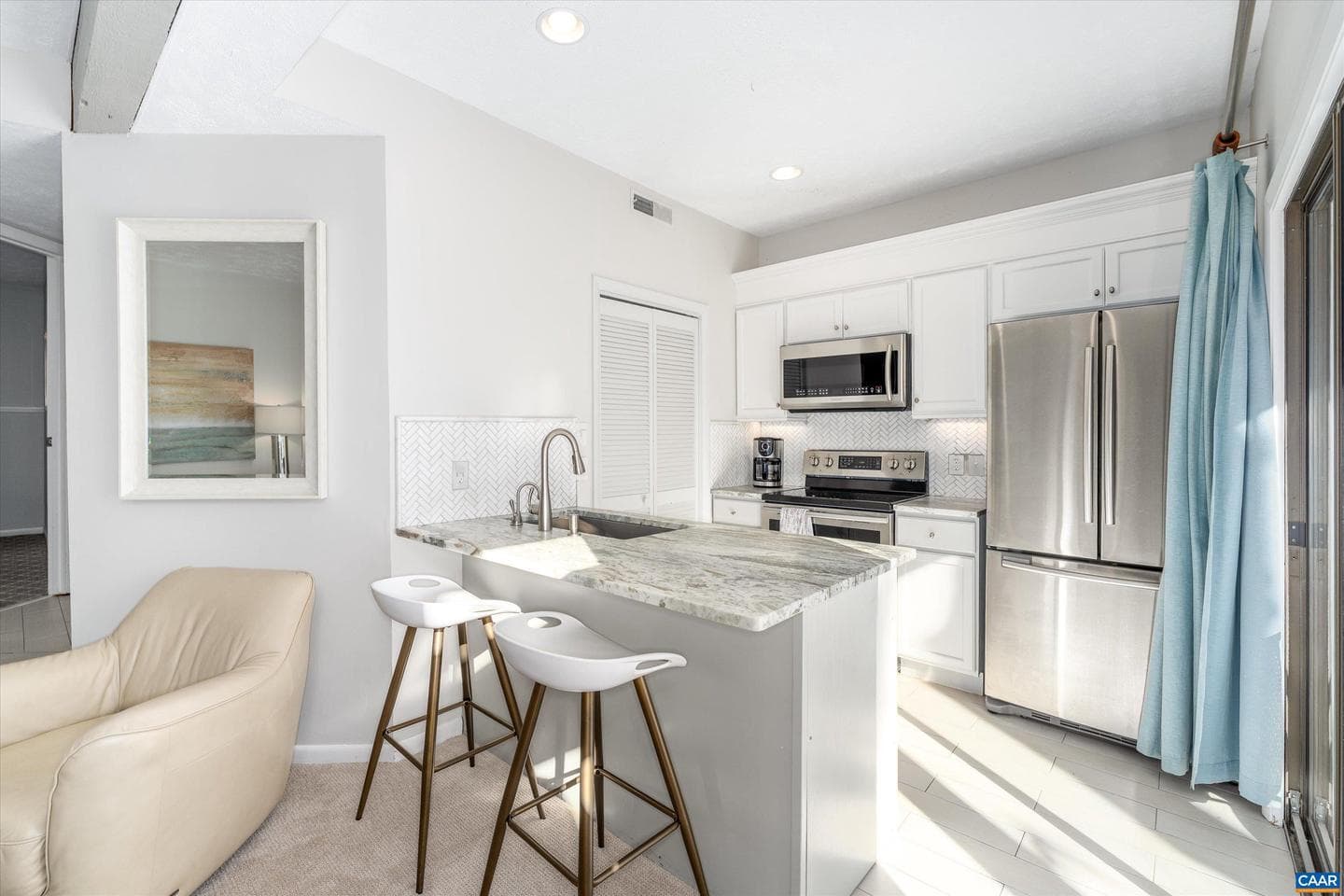 470 Three Ridges Condos photo 15