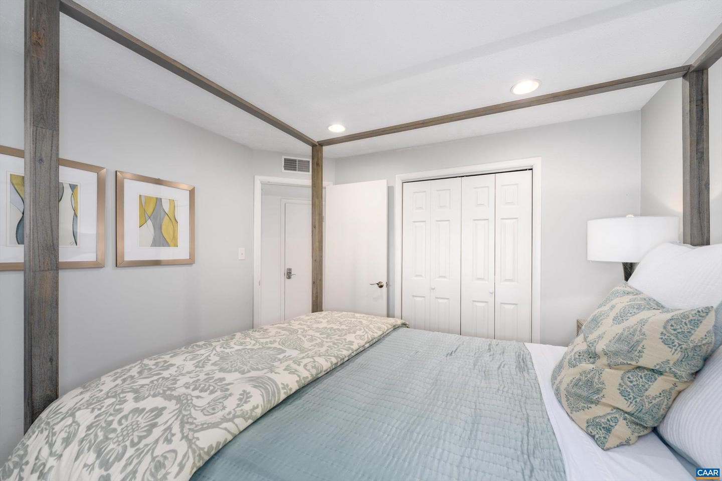 470 Three Ridges Condos photo 20