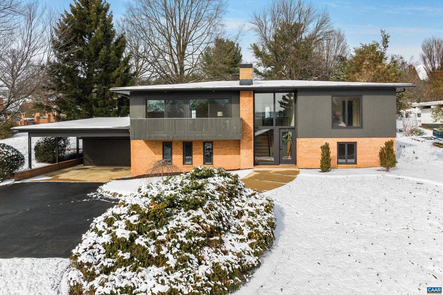 475 Myers Ave