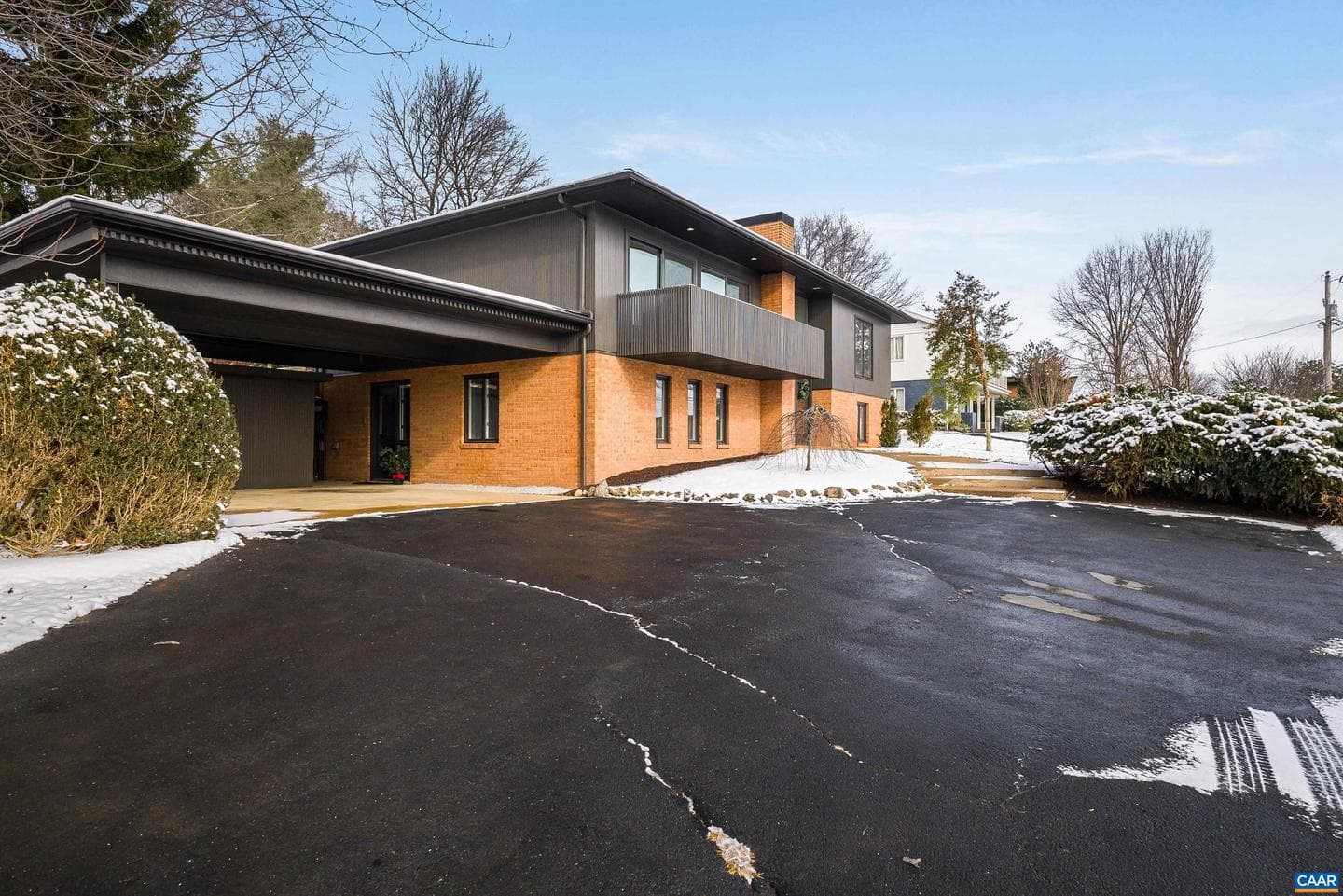 475 Myers Ave photo 10