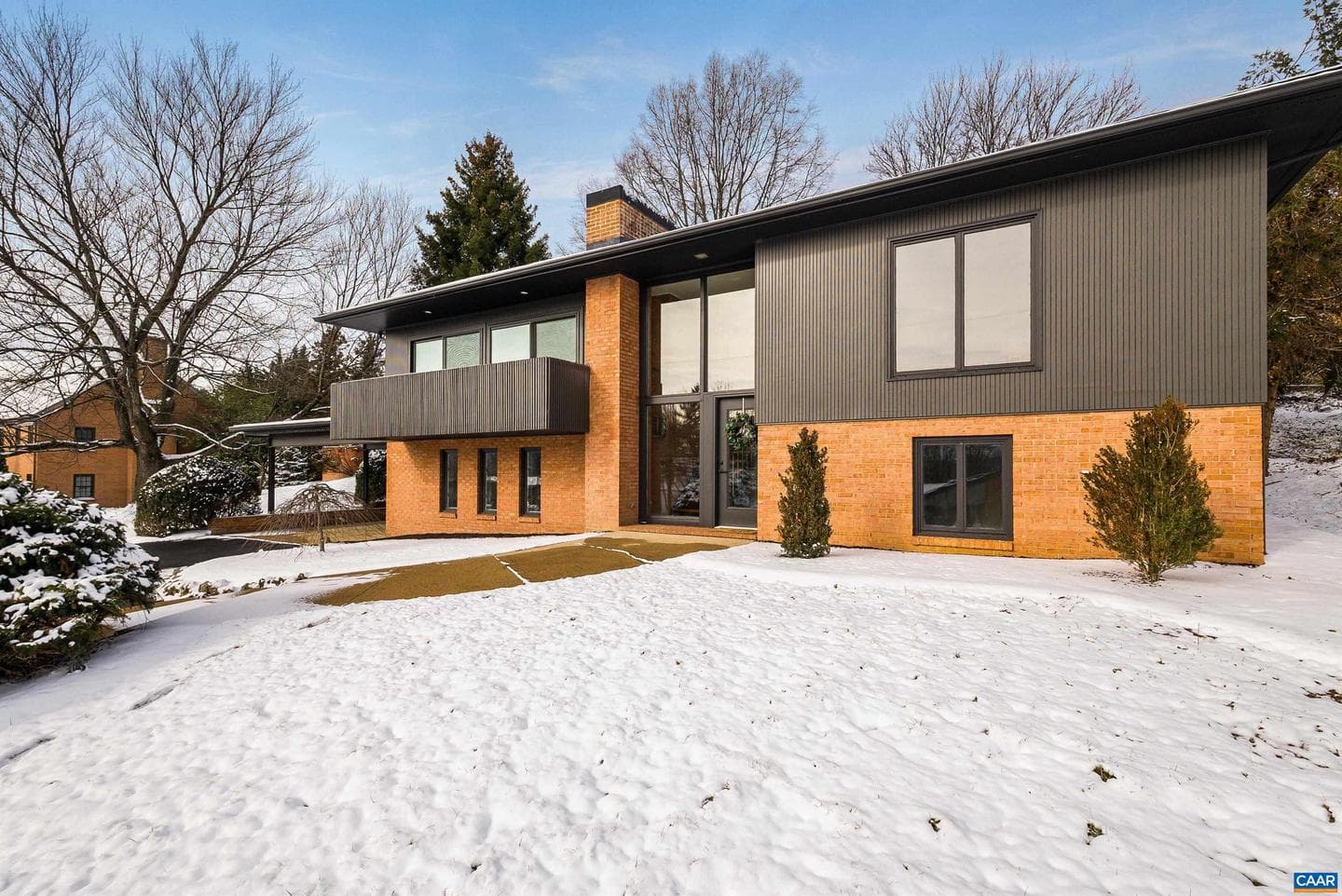 475 Myers Ave photo 13