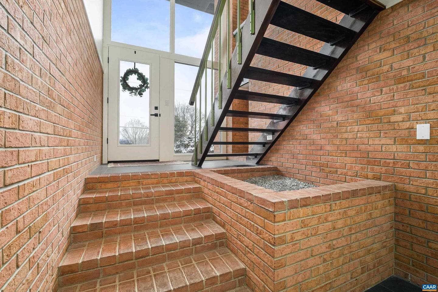 475 Myers Ave photo 41