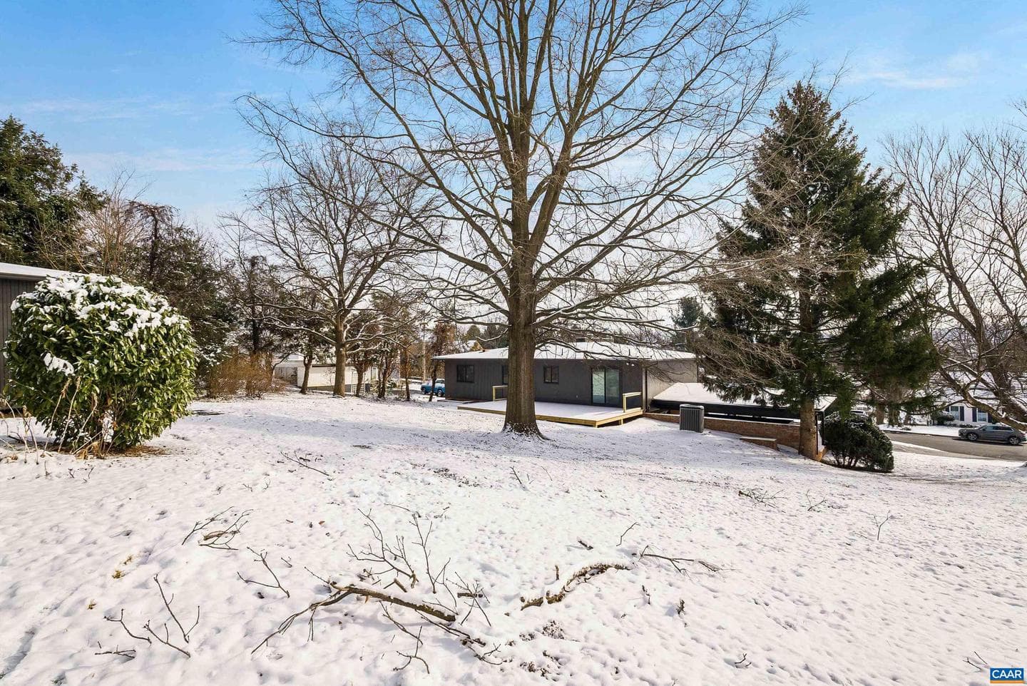 475 Myers Ave photo 64