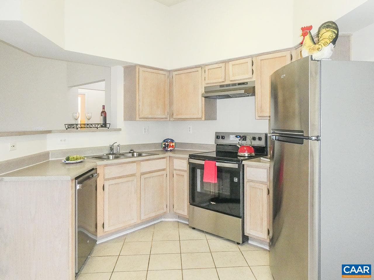 1065 Weybridge Ct #104 photo 10