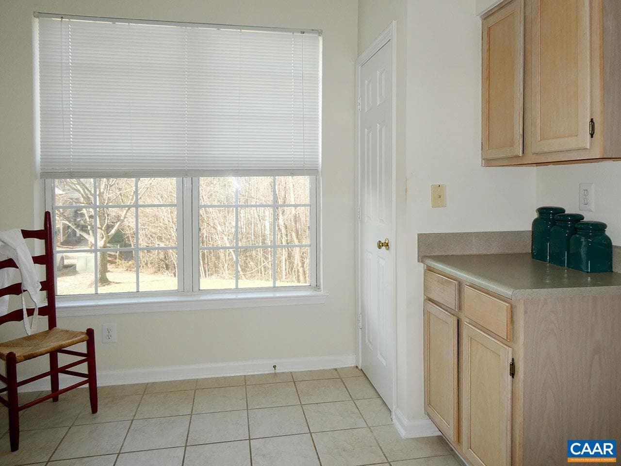1065 Weybridge Ct #104 photo 11