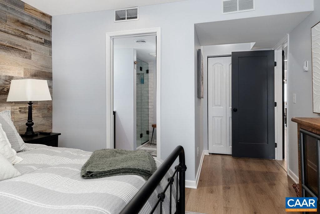 1411 Highlands Condos photo 31