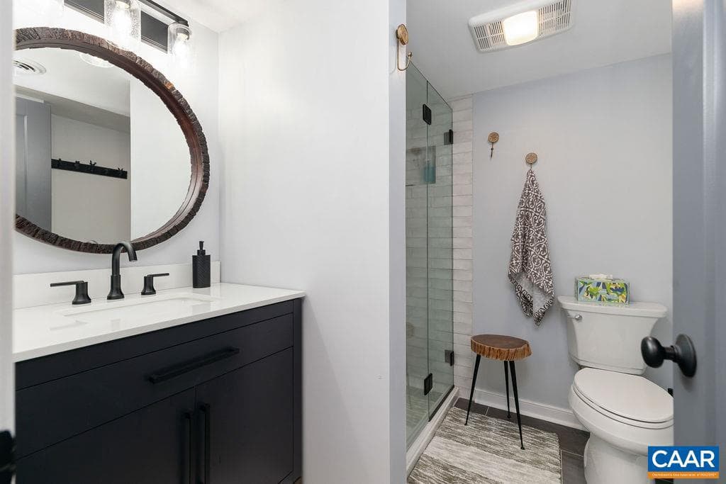 1411 Highlands Condos photo 32