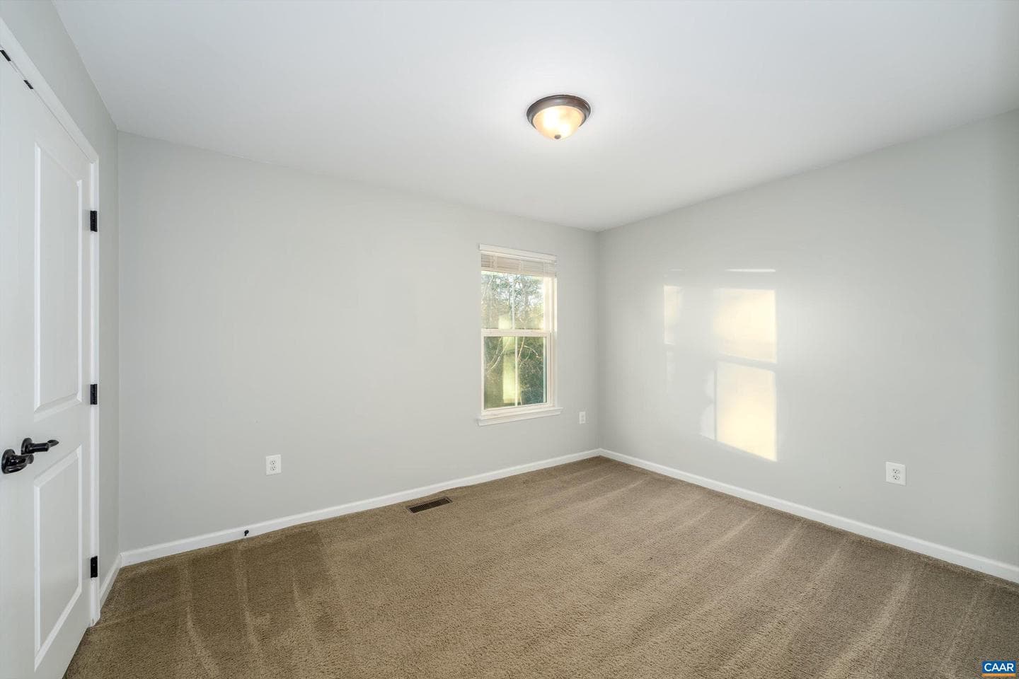 1578 Burgundy Ln photo 37