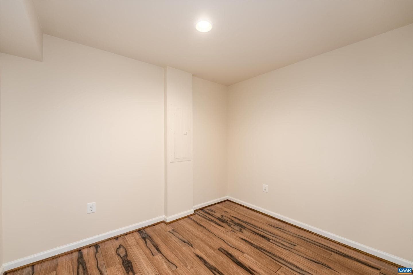 1578 Burgundy Ln photo 39