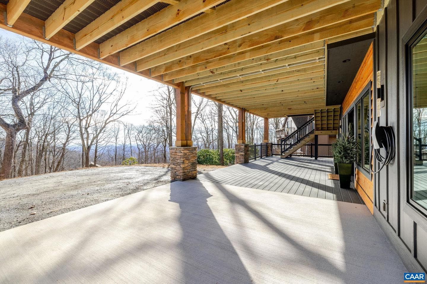 48 Oak Ln photo 52