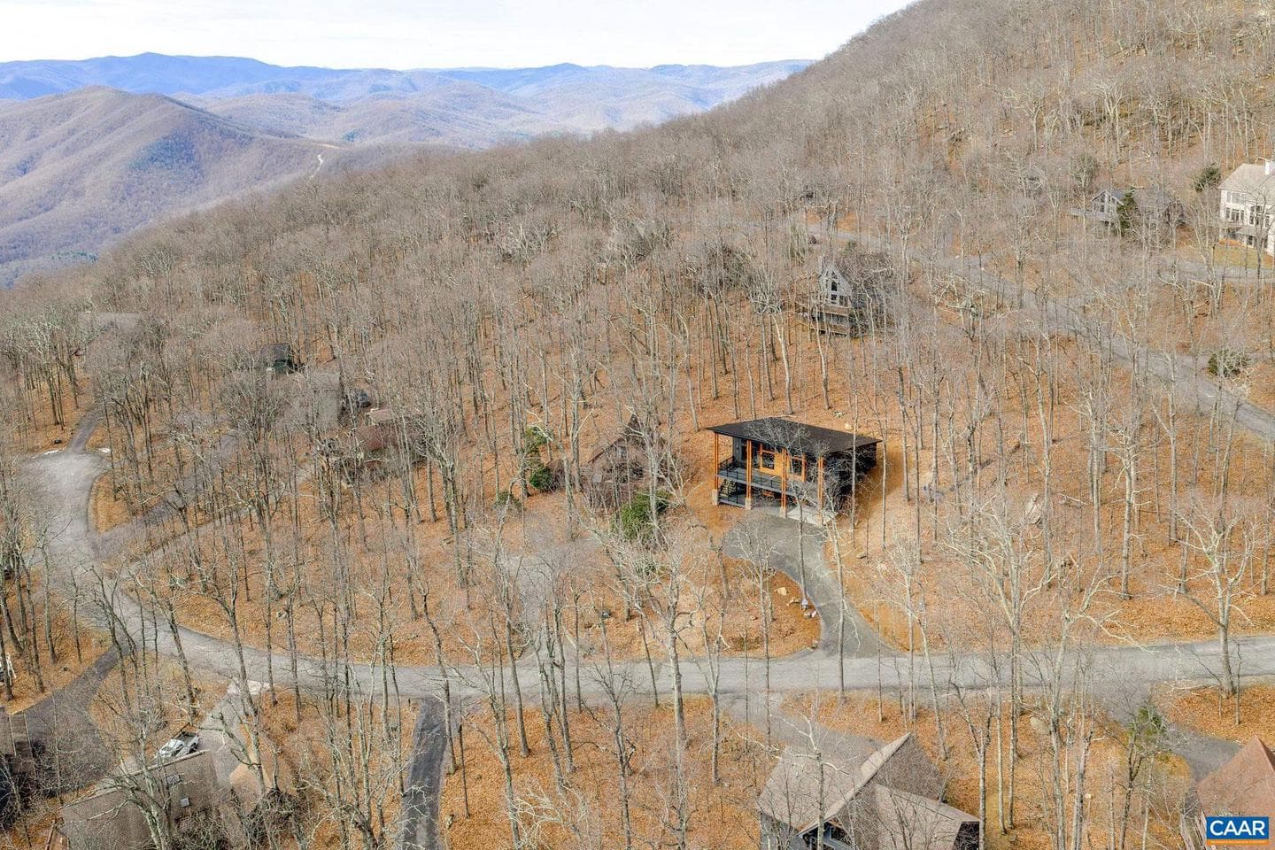 48 Oak Ln photo 59