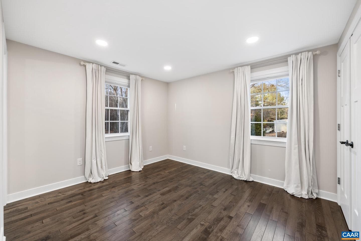 456 Future Oak Ln photo 13