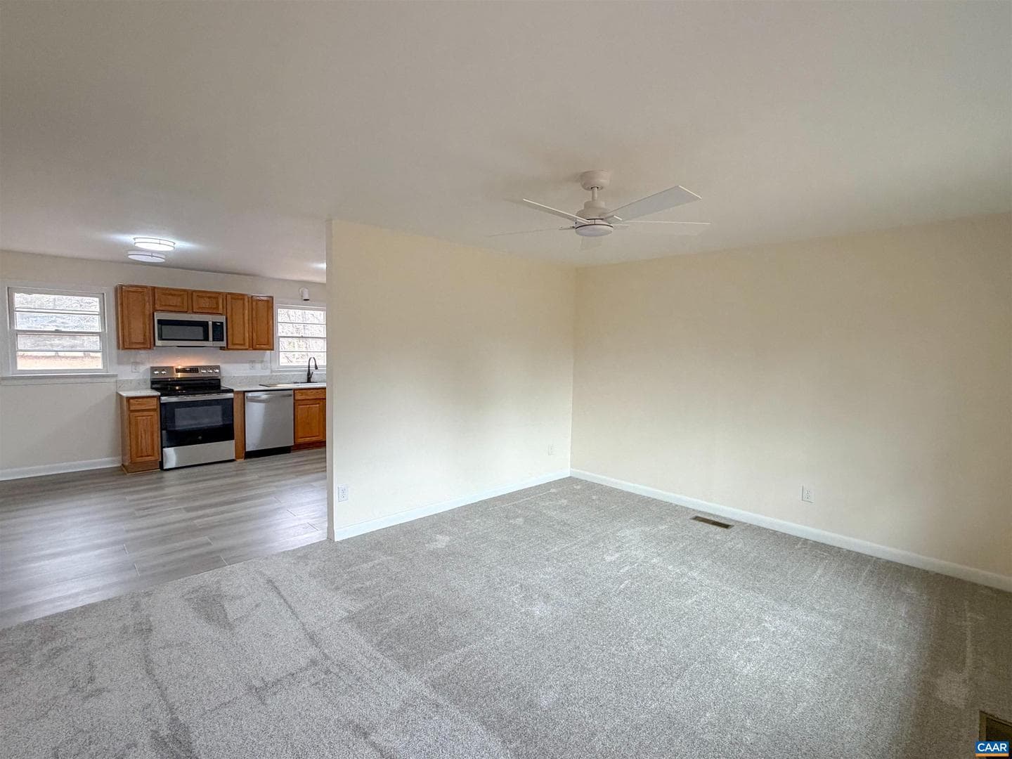 10549 Louisa Rd photo 6