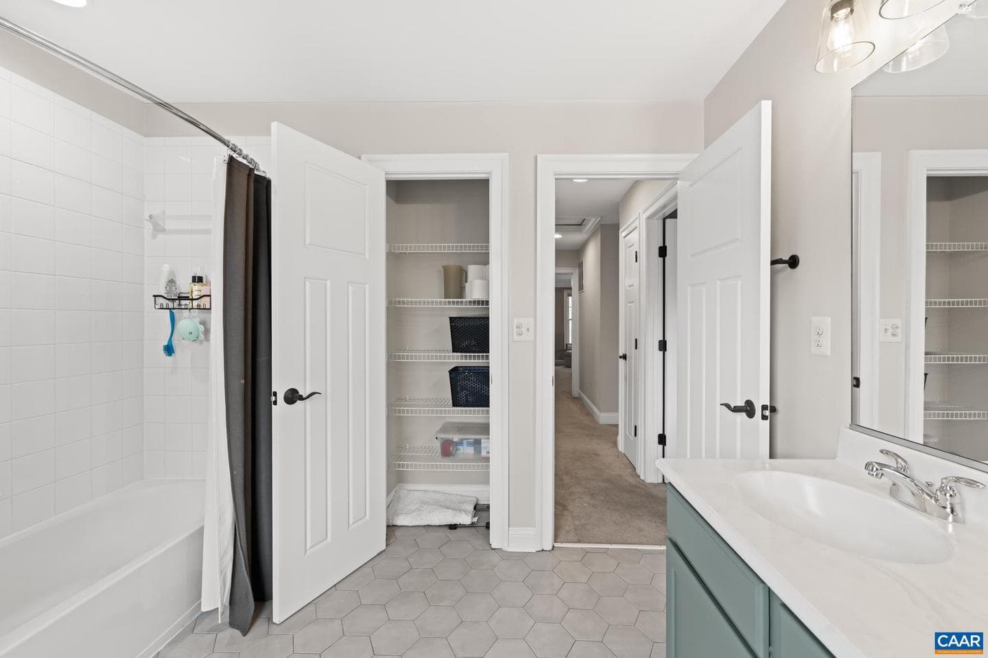 2855 Shannon Glen Ct photo 24