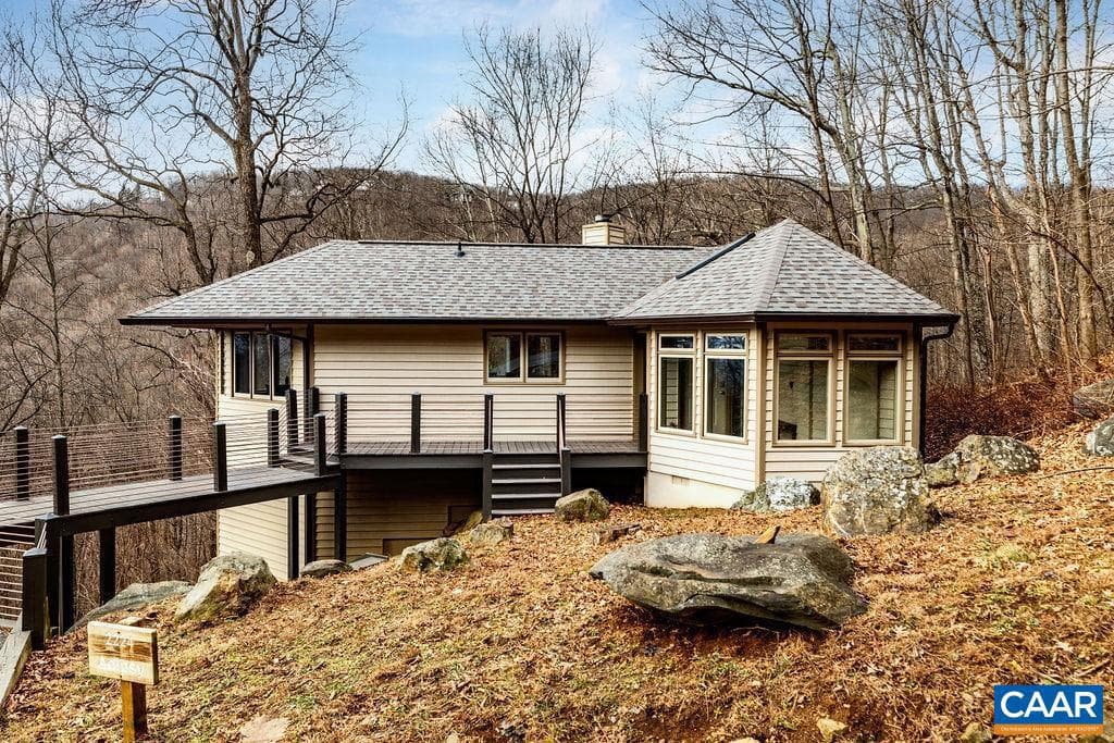 2224 Laurel Springs Dr