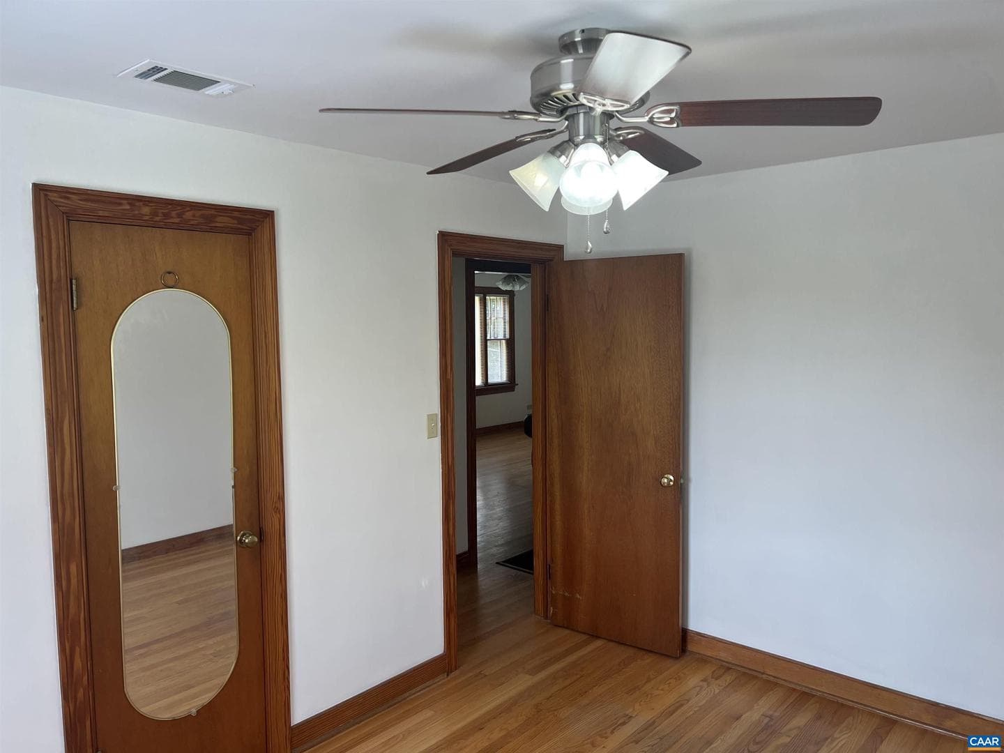 1320 Avon St photo 15