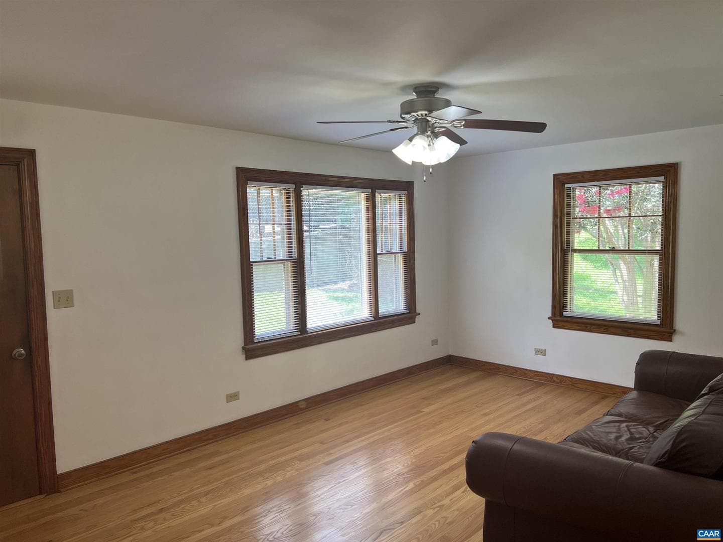 1320 Avon St photo 6