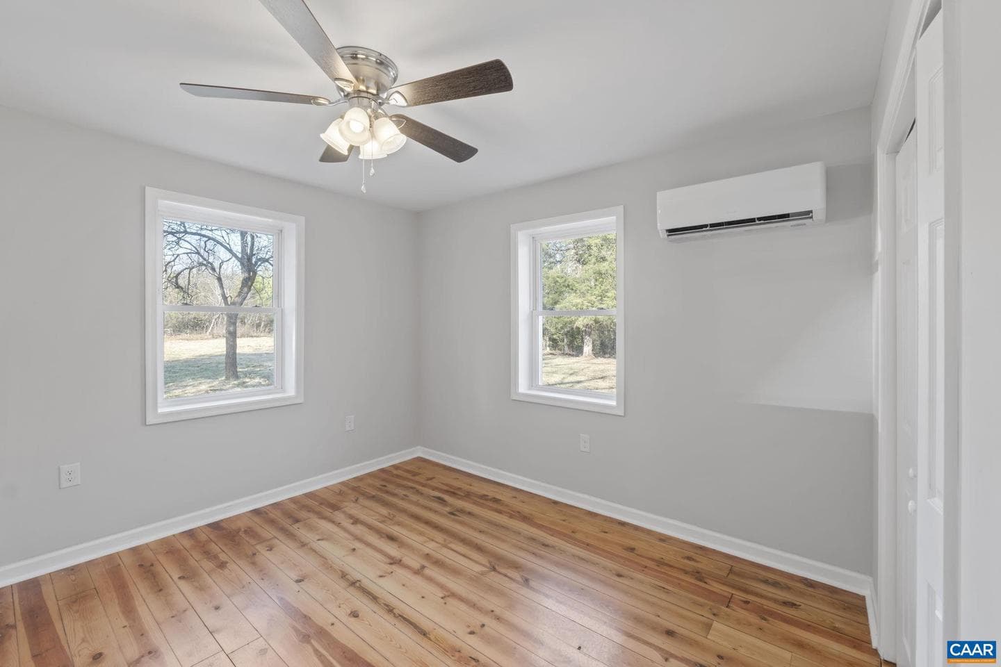 4292 West River Rd photo 15