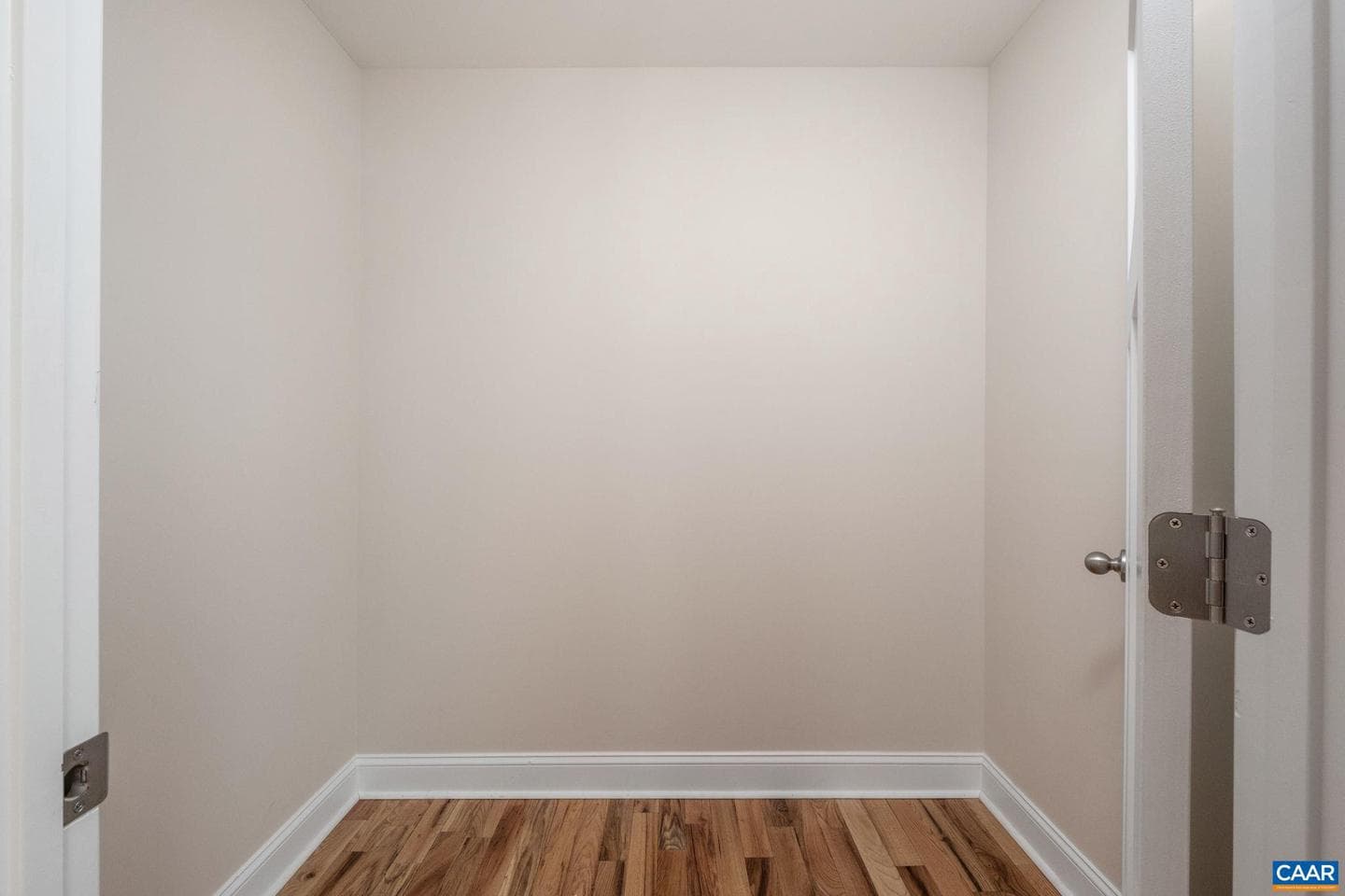 1004 High Point Ct photo 21