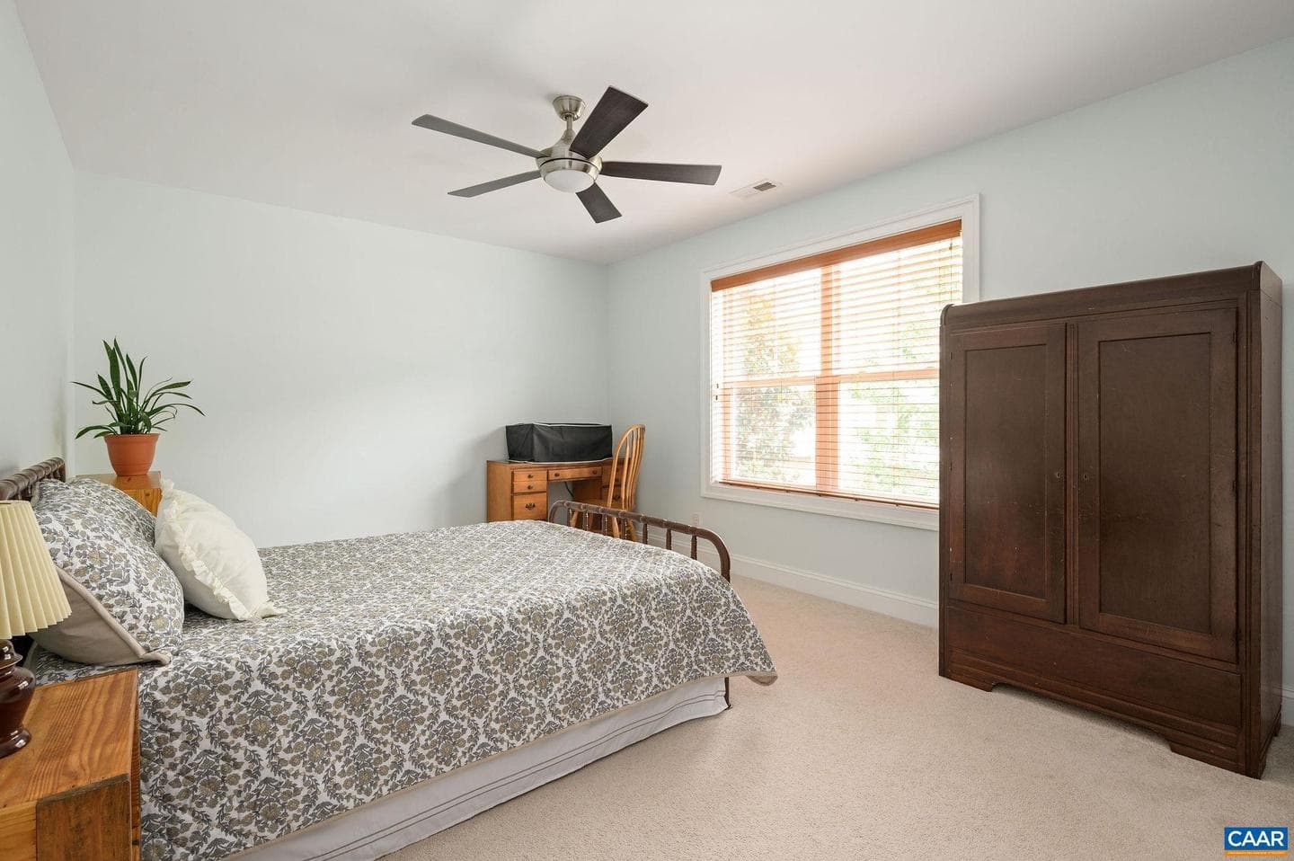 1124 Arden Dr photo 25
