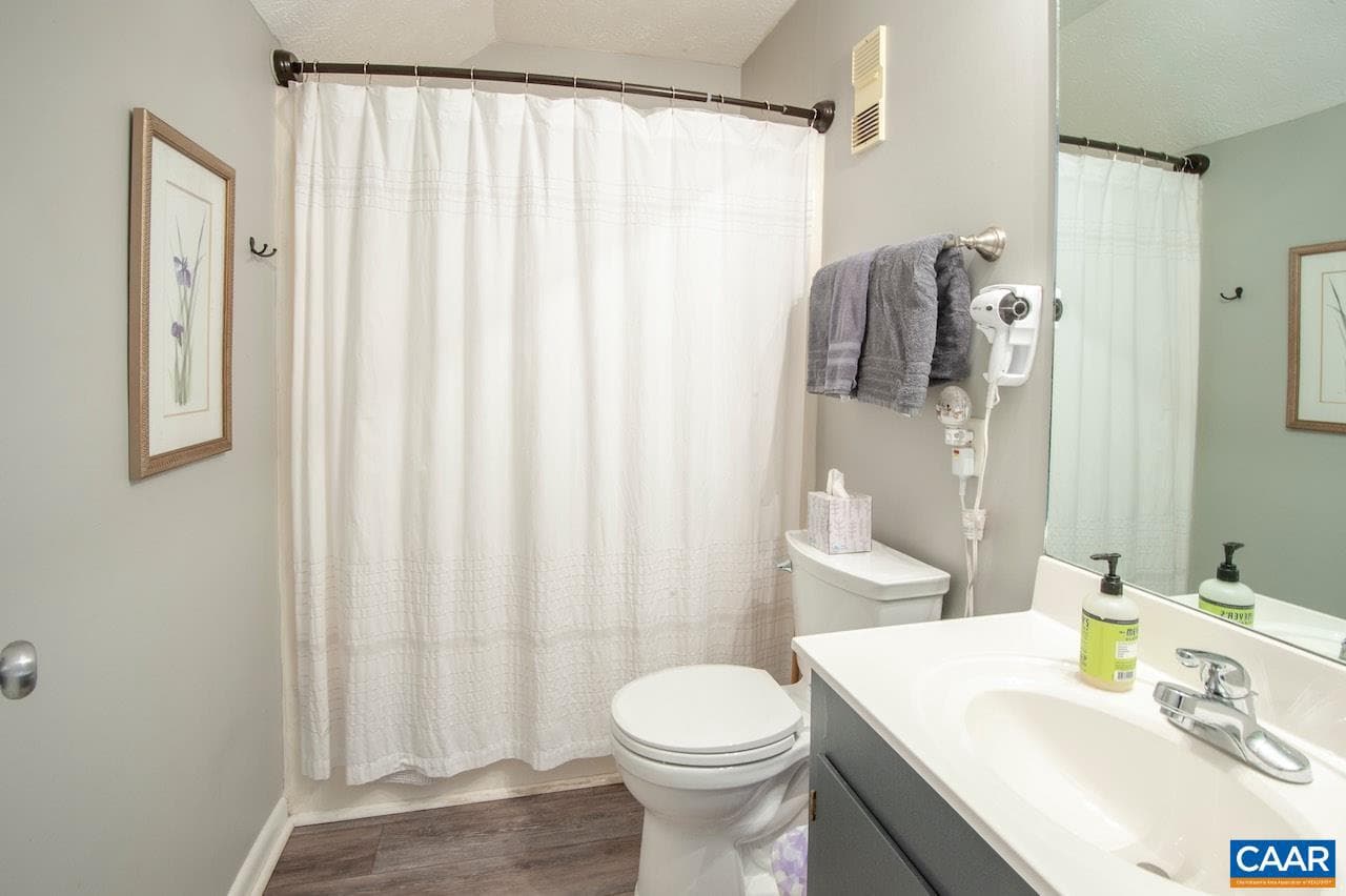 485 Three Ridges Condos photo 30