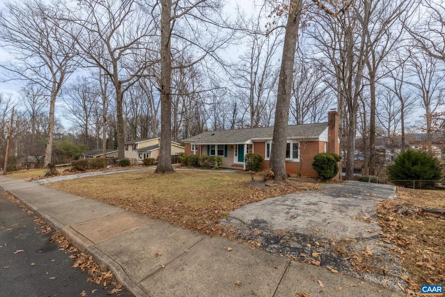 1532 Trailridge Rd photo 2
