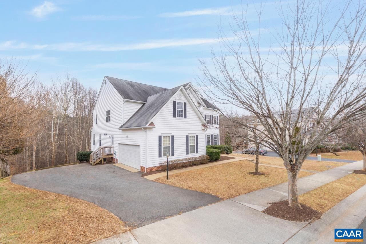 3262 Turnberry Cir photo 3