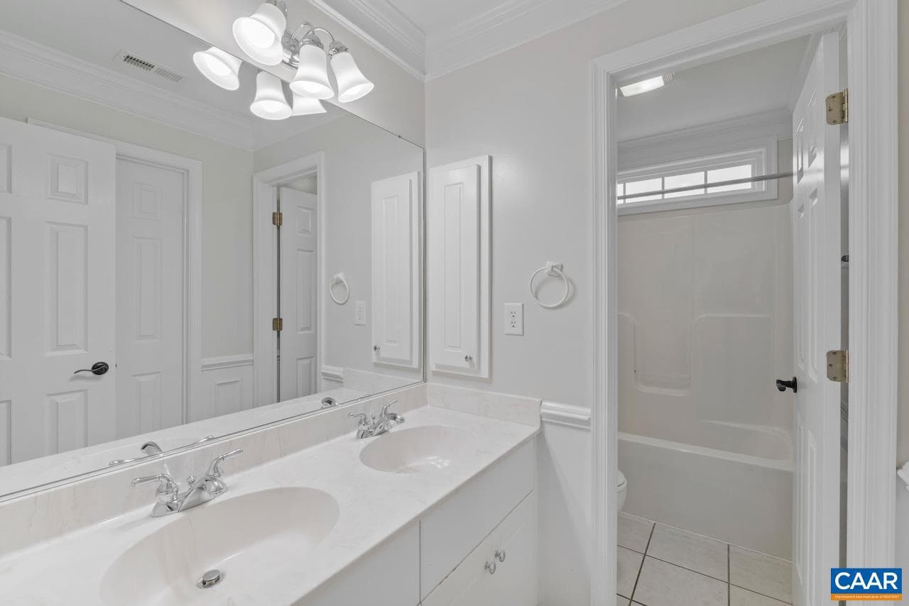3262 Turnberry Cir photo 32
