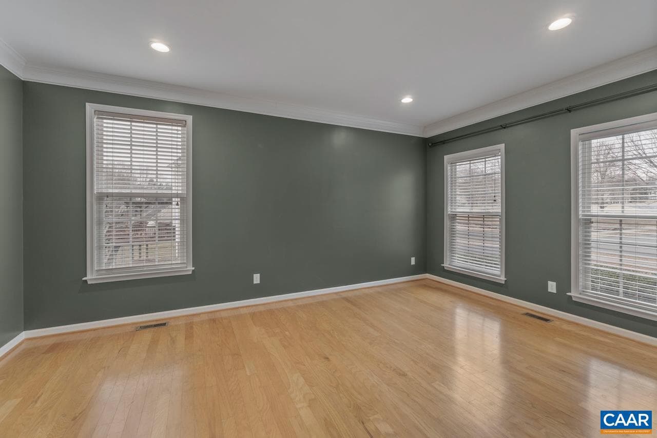 3262 Turnberry Cir photo 7