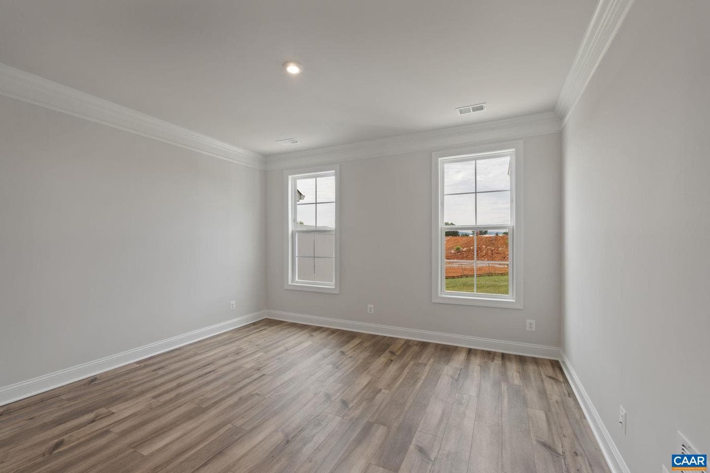 225 Springdale Rd photo 13