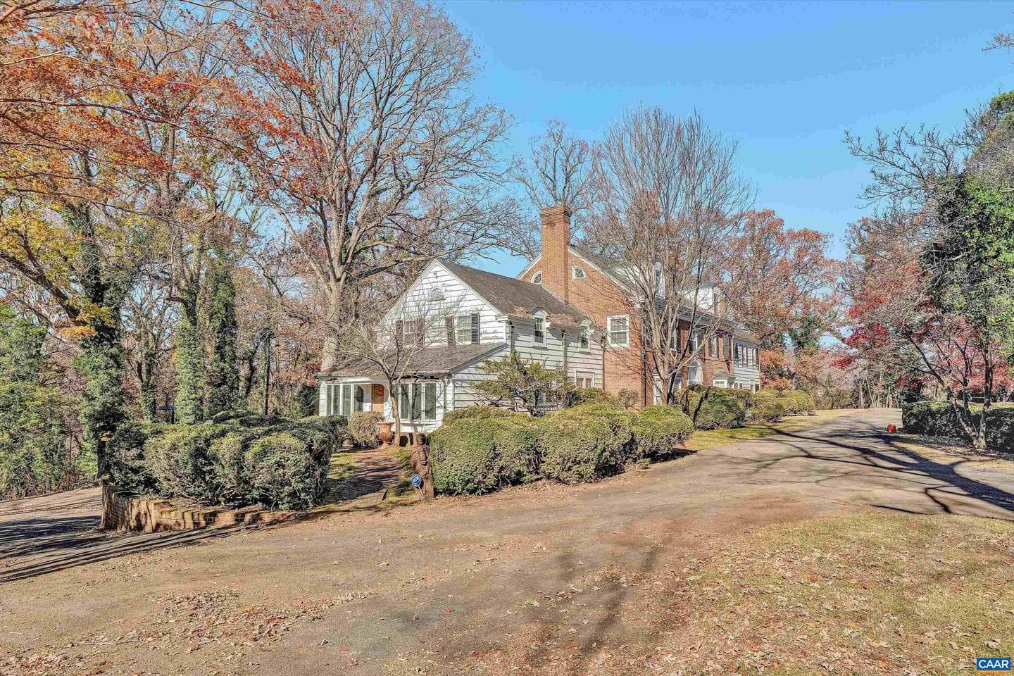 934 Commander Dr photo 71