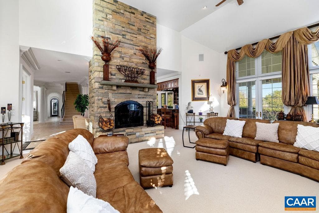 1310 Monocan Dr photo 4