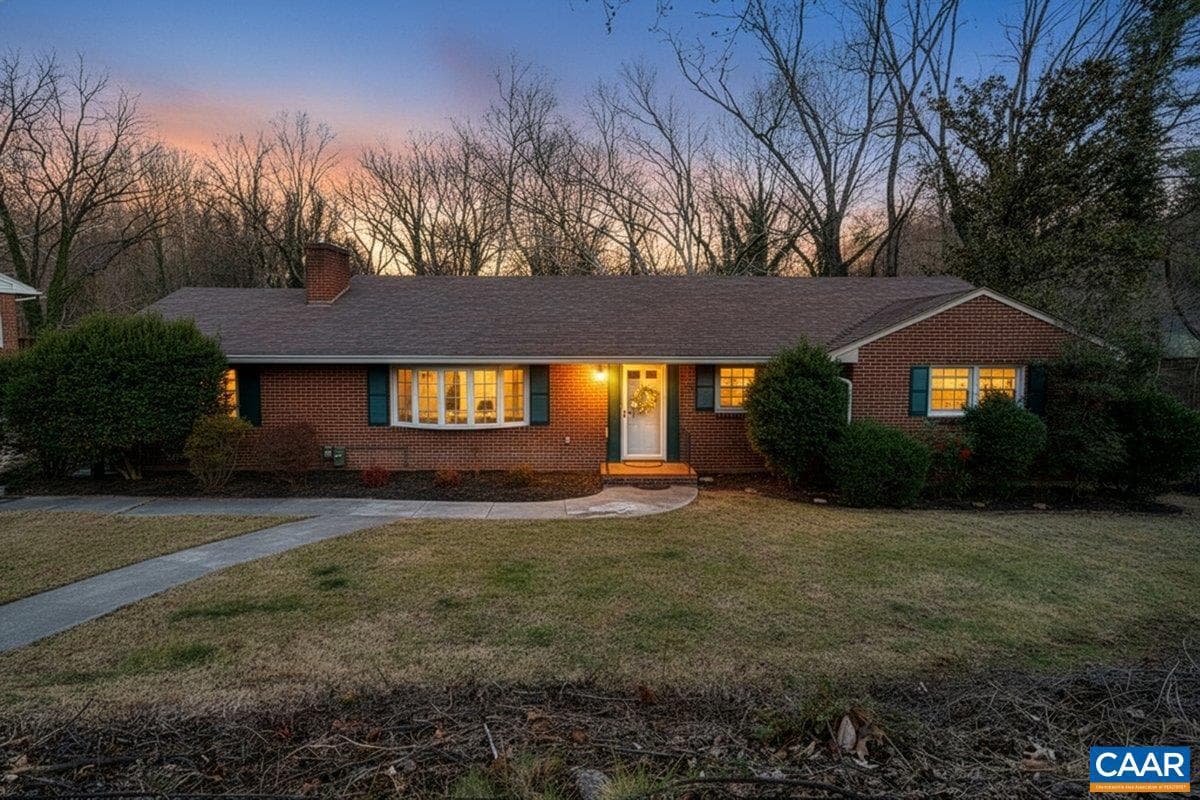 3558 SW Hartland Rd photo 1