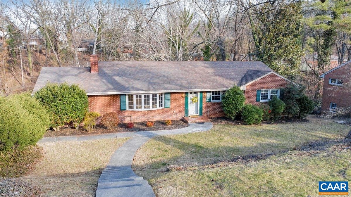3558 SW Hartland Rd photo 3