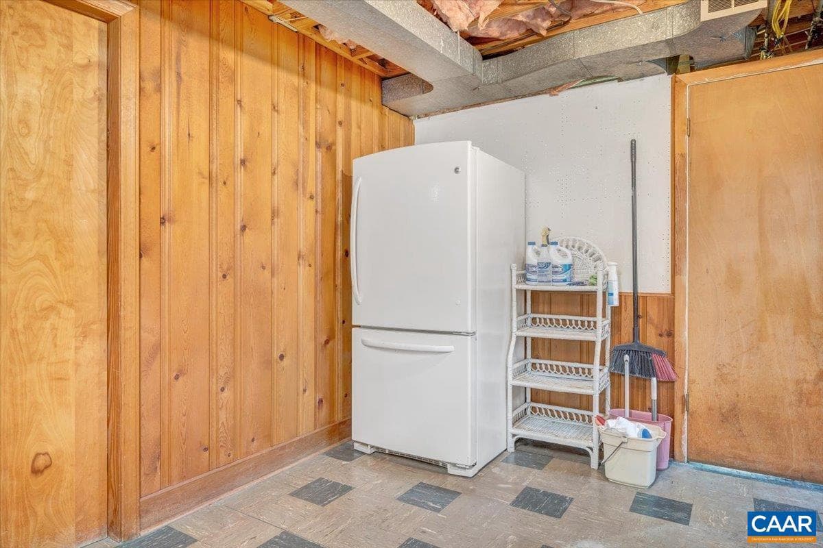 3558 SW Hartland Rd photo 53