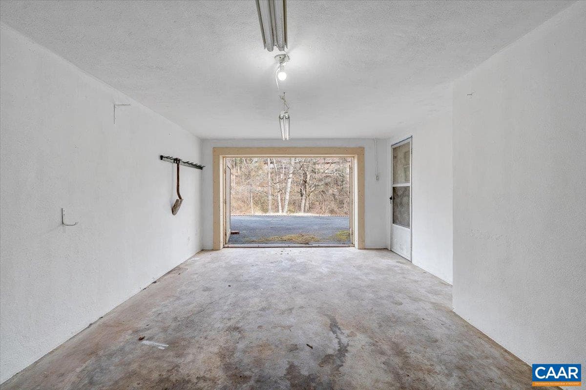 3558 SW Hartland Rd photo 58