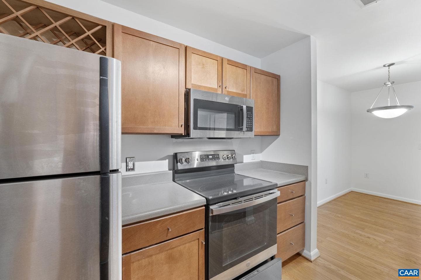 765 Walker Sq #1a photo 11
