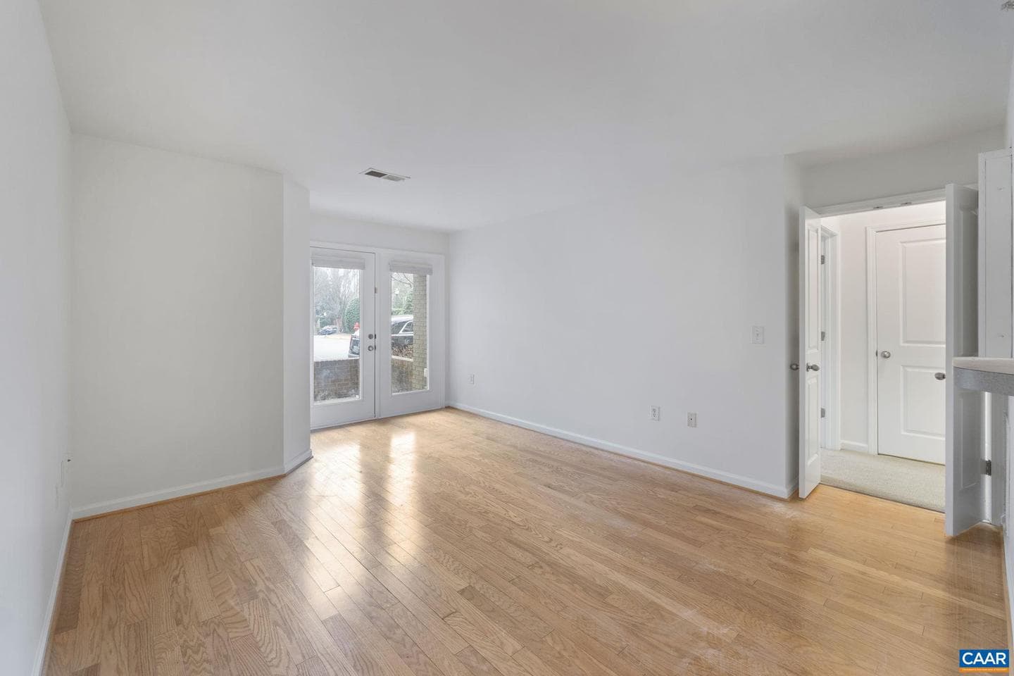 765 Walker Sq #1a photo 14