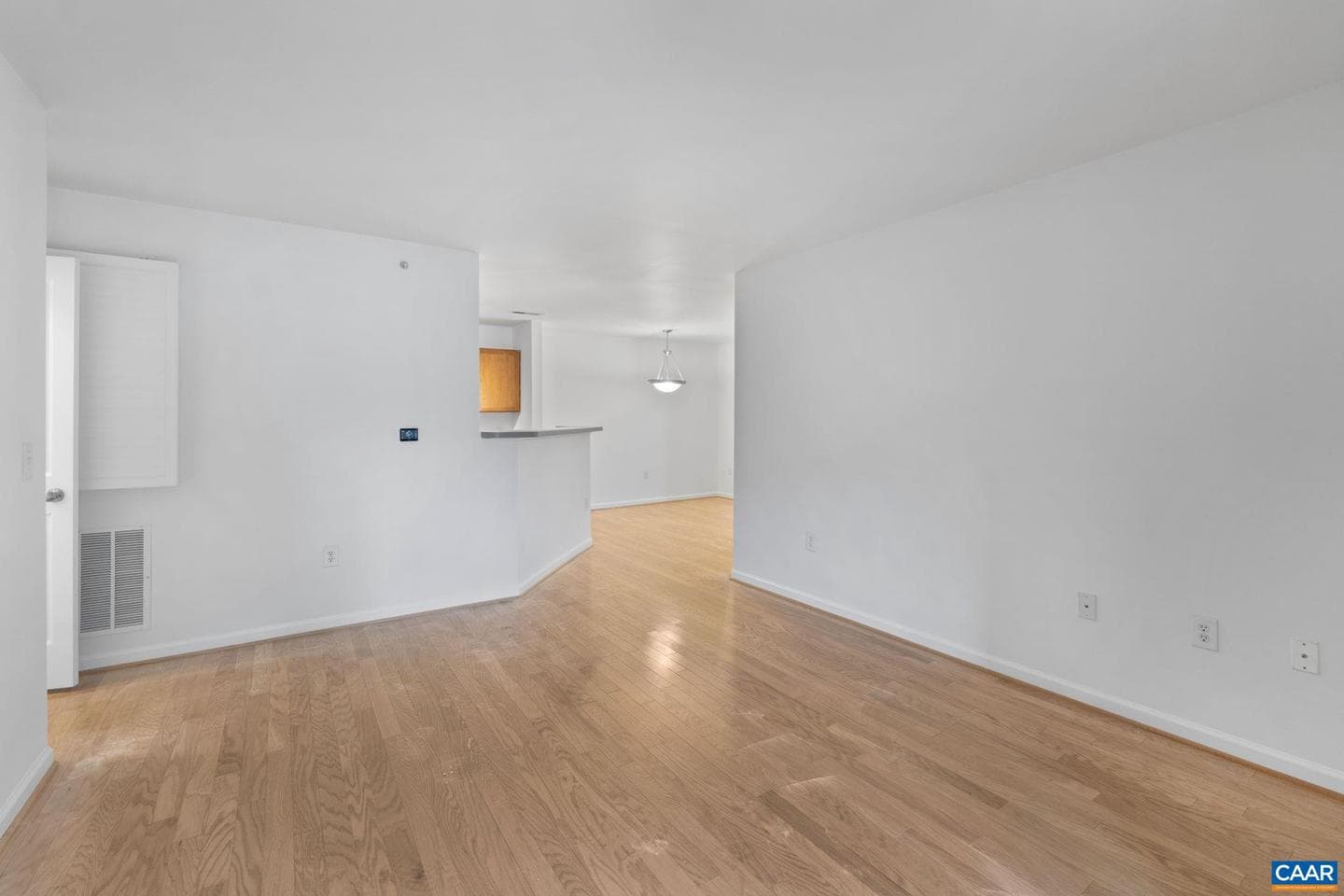 765 Walker Sq #1a photo 15
