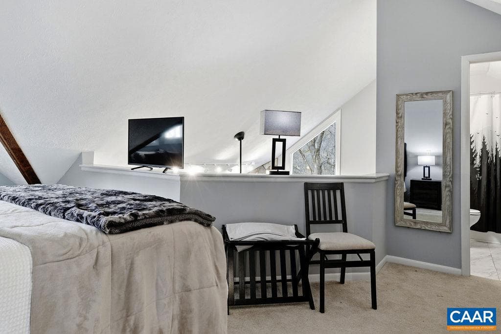 765 Laurelwood Condos photo 19