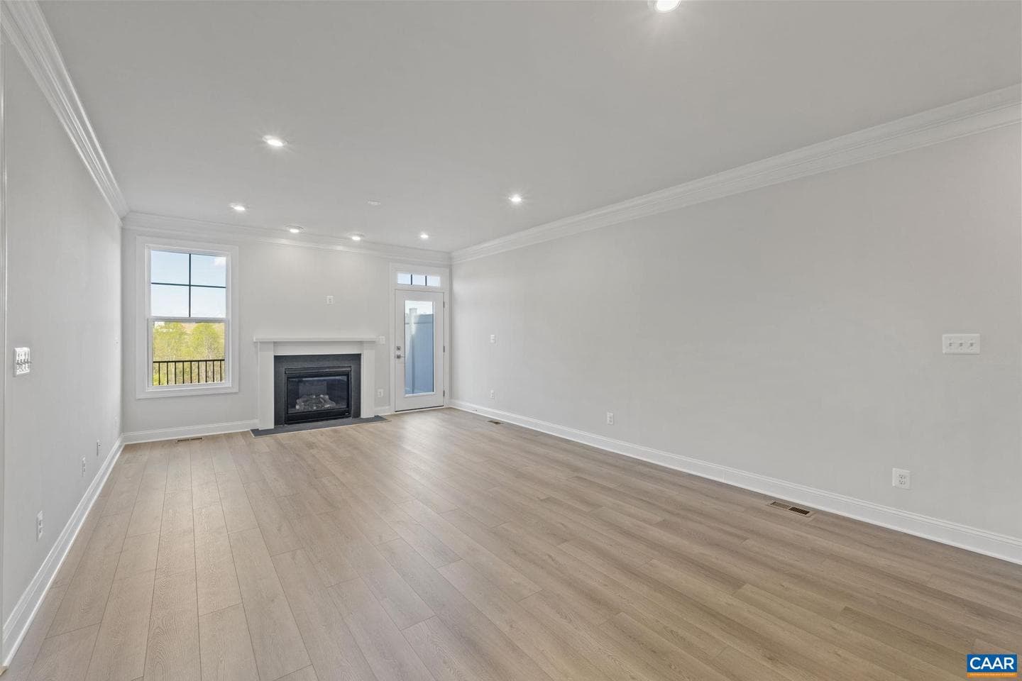1388 Marcella St photo 13