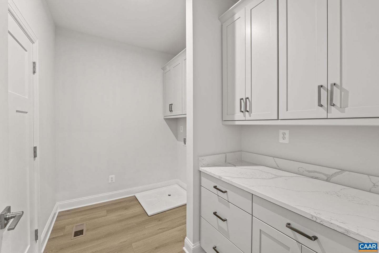 1388 Marcella St photo 25