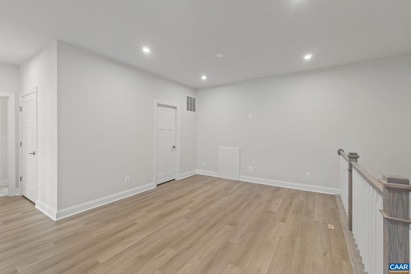 1388 Marcella St photo 27